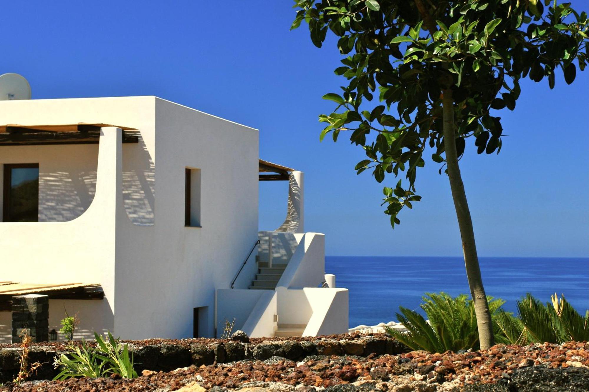 Kuddie Rosse Eco-friendly Apartahotel
